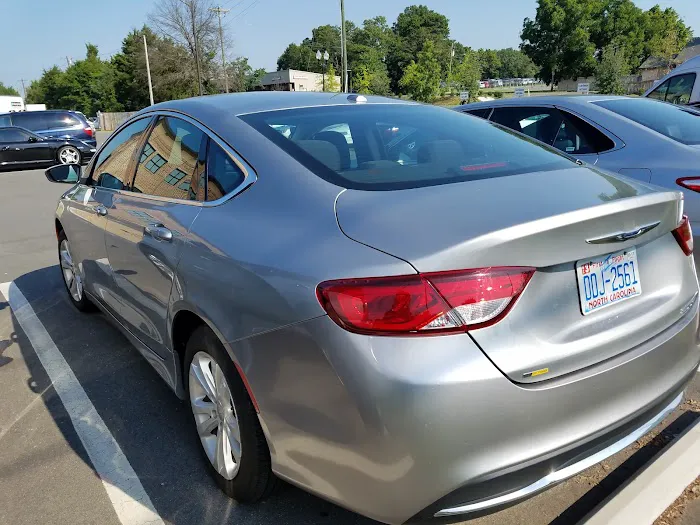 Enterprise Rent-A-Car Picture 1