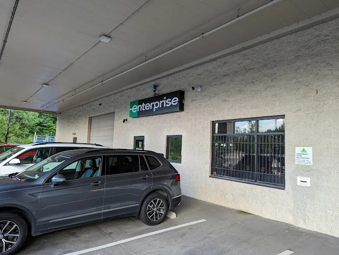 Enterprise Rent-A-Car Picture 2