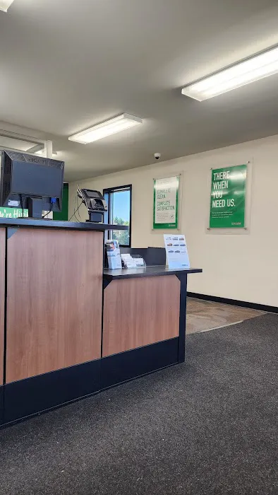 Enterprise Rent-A-Car Picture 7
