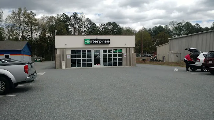 Enterprise Rent-A-Car Picture 4