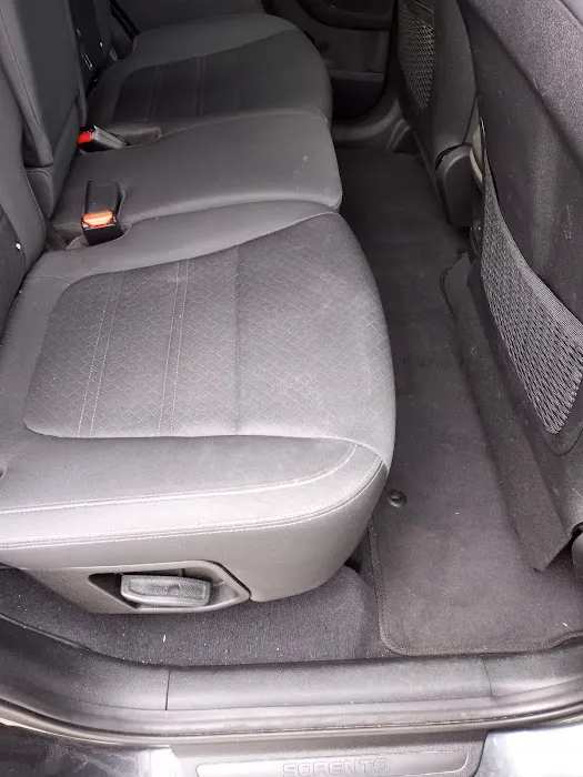 Hertz Car Rental - Corneilius - Statesville Road Picture 10