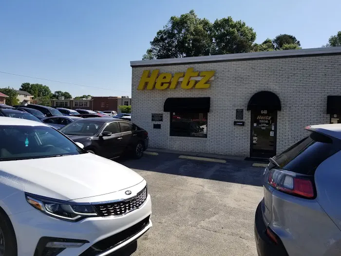 Hertz Car Rental - Concord - Concord Parkway N Picture 4