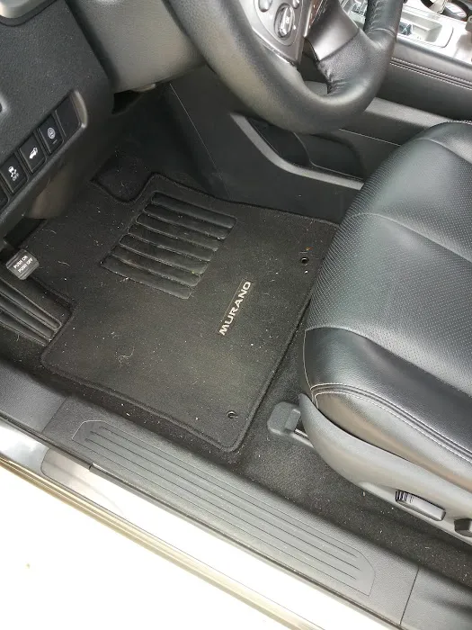 Avis Car Rental Picture 2