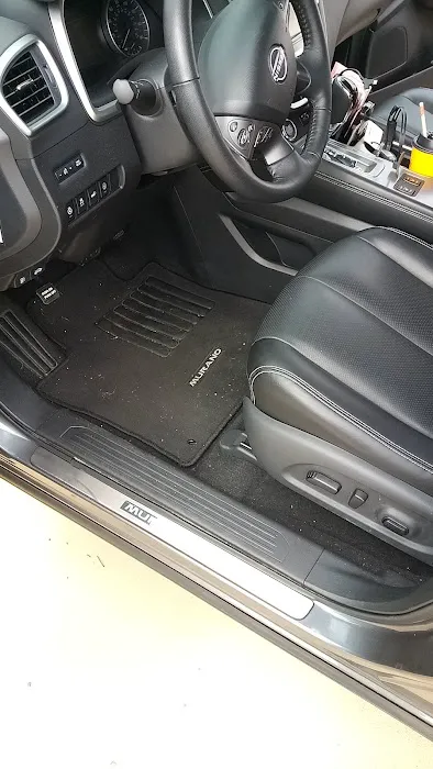 Avis Car Rental Picture 8