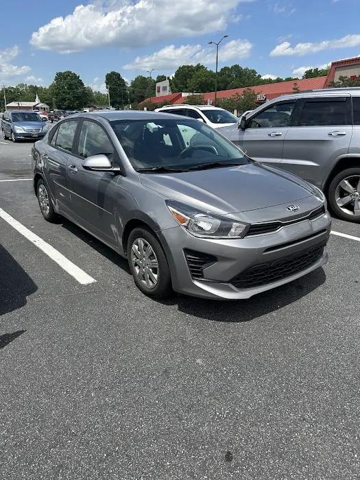 Budget Car Rental Picture 3