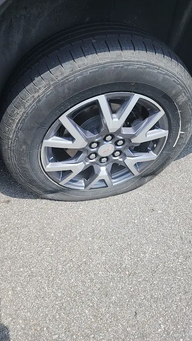 Avis Car Rental Picture 9