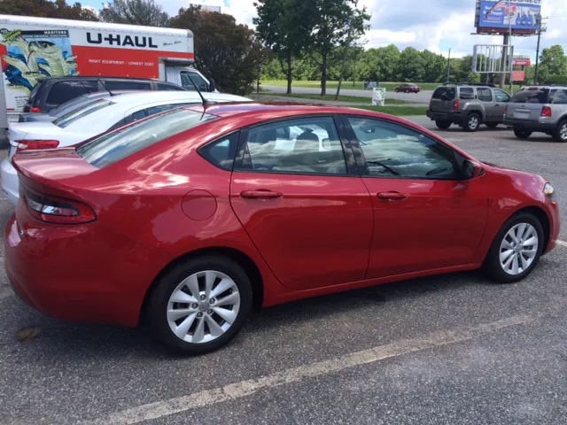 Economy Car Rental Picture 4