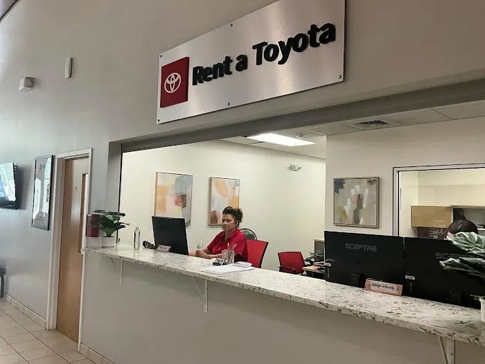 Mike Johnson's Hickory Toyota Rental Department Picture 1