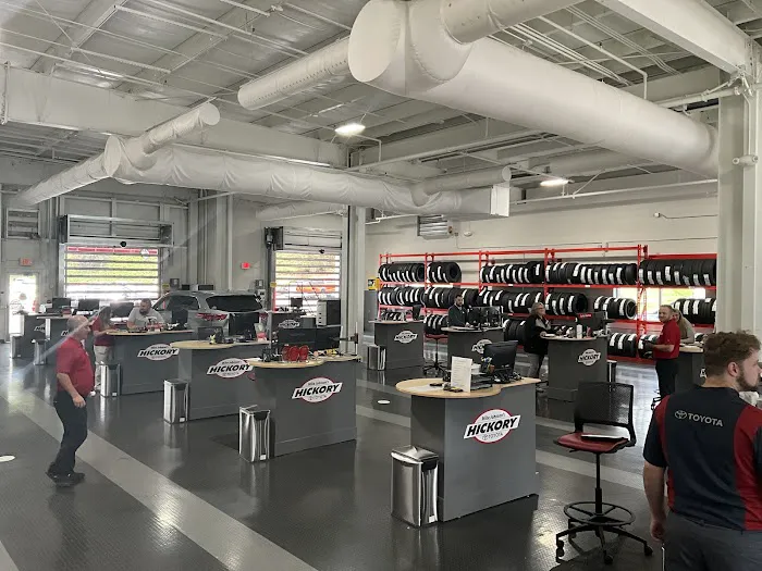 Mike Johnson's Hickory Toyota Rental Department Picture 7