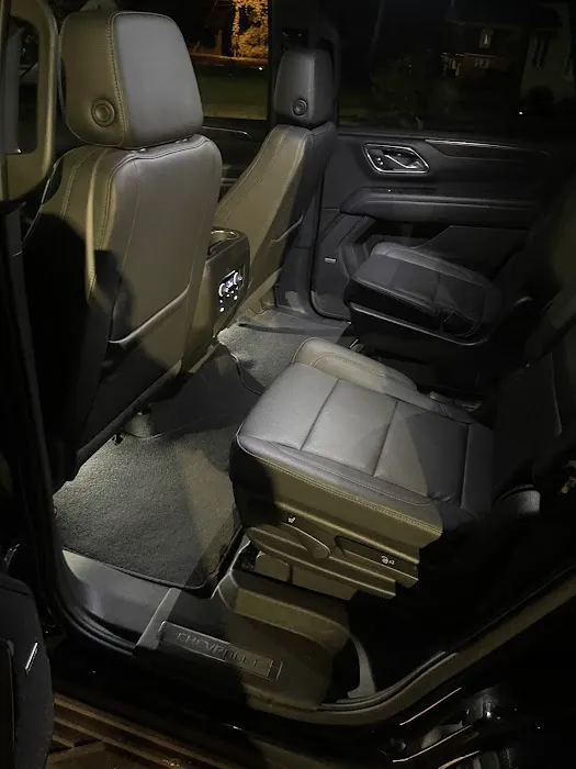 Family Car Rental Picture 6