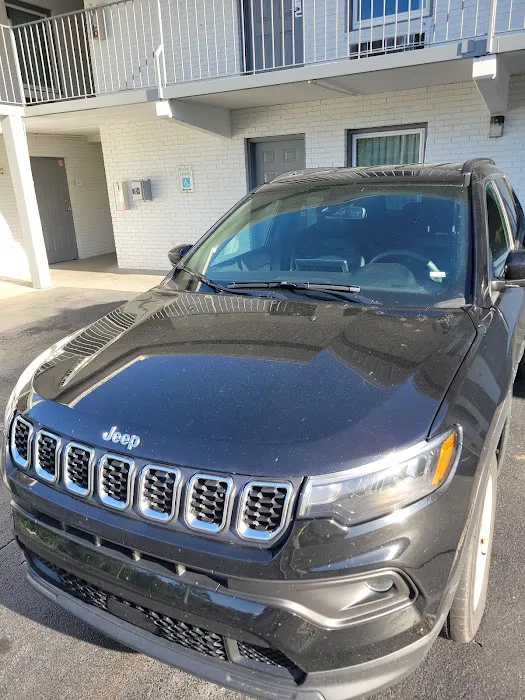 Enterprise Rent-A-Car Picture 4