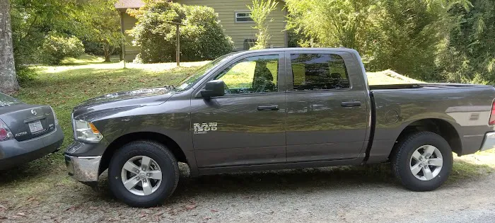 Enterprise Rent-A-Car Picture 1
