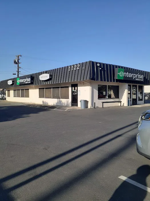 Enterprise Rent-A-Car Picture 4