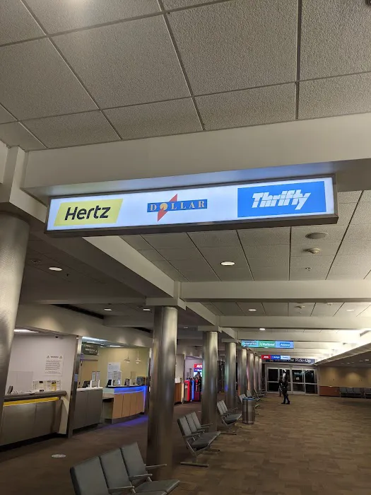 Thrifty Car Rental - Fresno Yosemite International Airport Picture 5