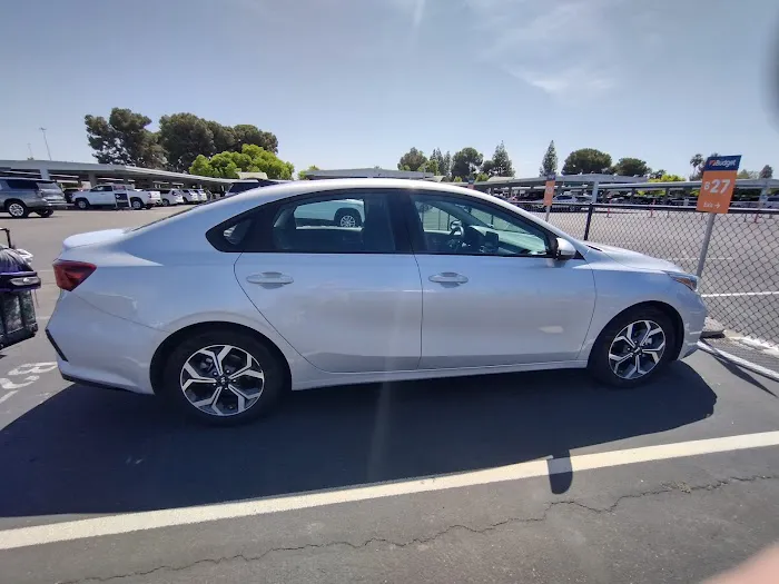 Budget Car Rental Picture 7