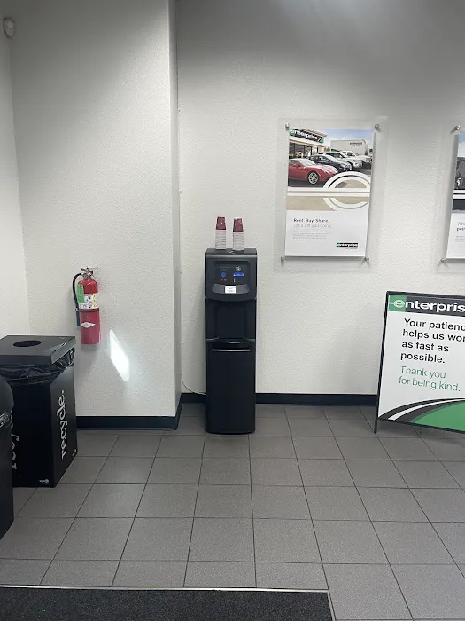 Enterprise Rent-A-Car Picture 7