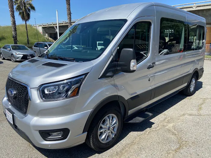 Service Rent A Car Picture 3