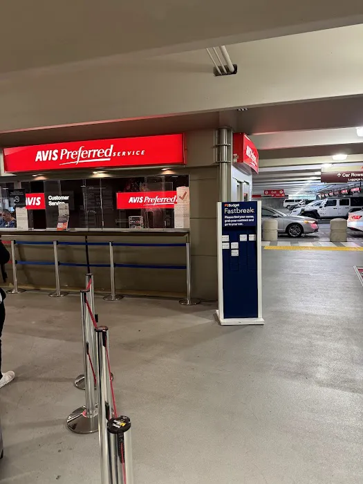 Avis Car Rental Picture 3