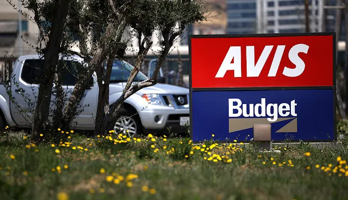 AVIS RENT A CAR Picture 2