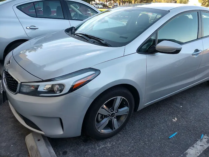 Hertz Car Rental - San Jose - Almaden Expressway Picture 10