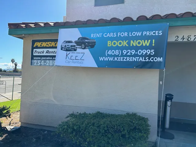 KEEZ Car Rentals Picture 2