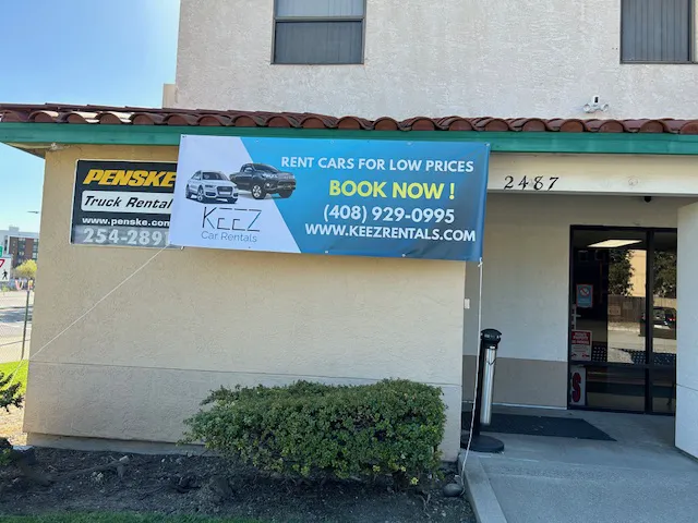 KEEZ Car Rentals Picture 5