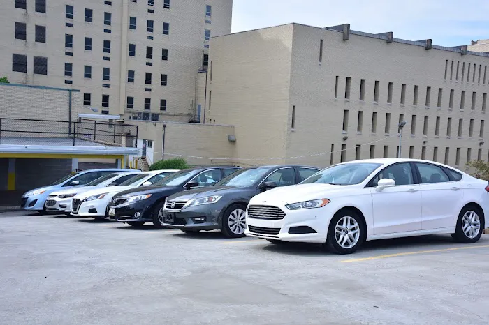 Dimmples Car Rentals Picture 5