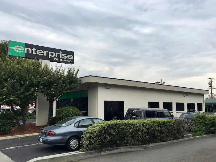 Enterprise Rent-A-Car Picture 5
