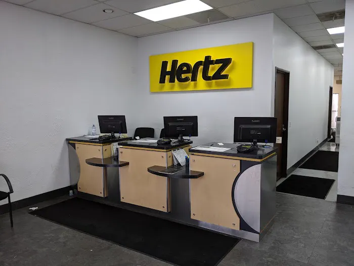Hertz Car Rental - Los Gatos - Los Gatos Boulevard Picture 6