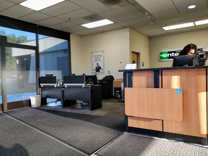Enterprise Rent-A-Car Picture 3