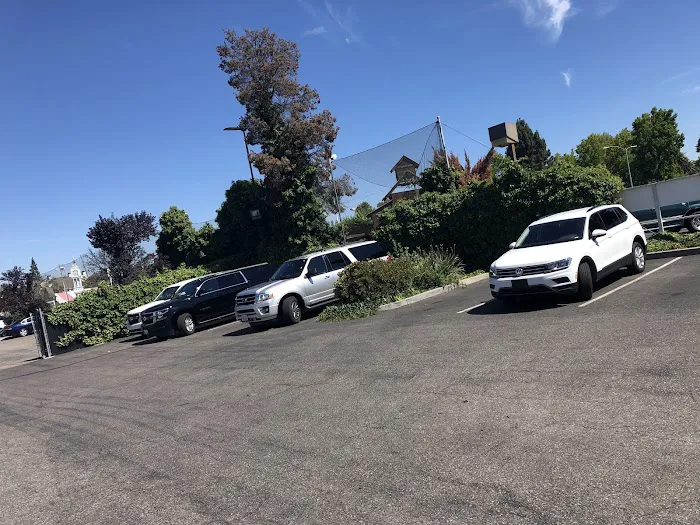 Enterprise Rent-A-Car Picture 2