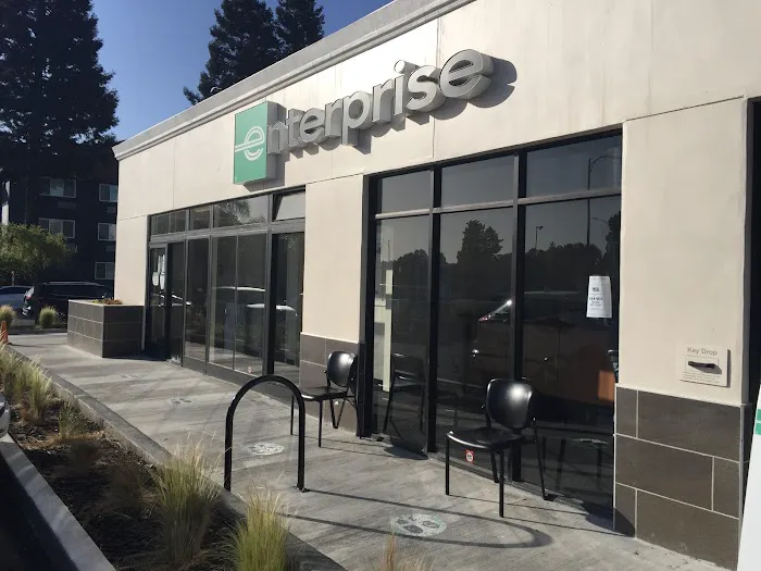 Enterprise Rent-A-Car Picture 4