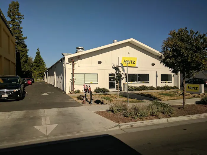 Hertz Car Rental - Palo Alto - San Antonio Road Picture 1