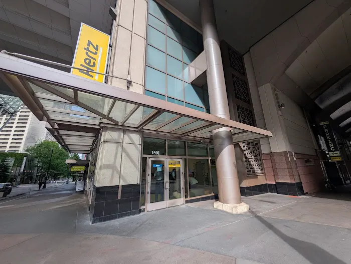 Hertz Car Rental - Seattle - 8th Avenue Picture 3