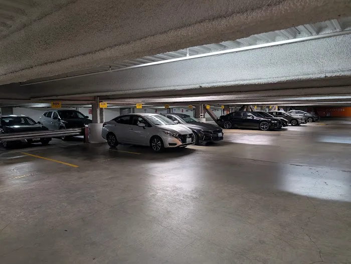 Hertz Car Rental - Seattle - 8th Avenue Picture 10
