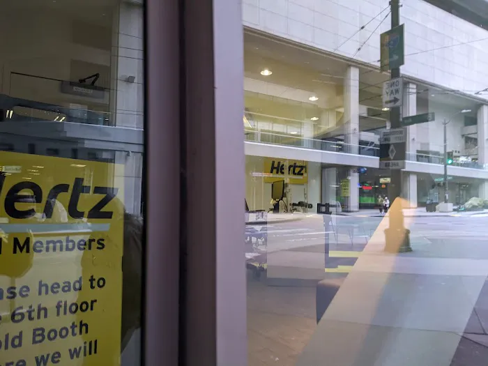 Hertz Car Rental - Seattle - 8th Avenue Picture 5