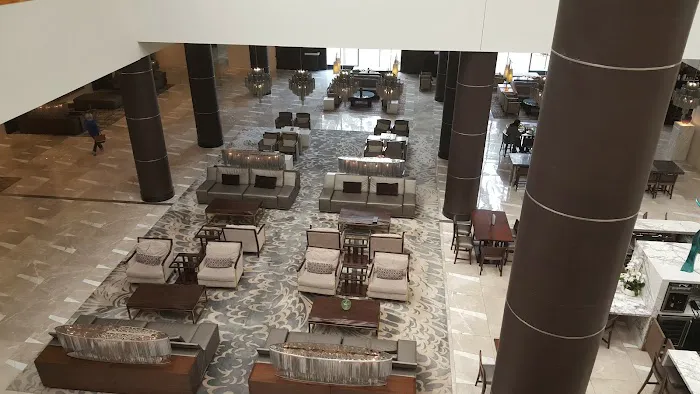 Hertz Car Rental - Los Angeles - Westin Bonaventure Picture 1