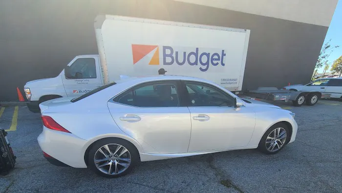 Budget Car Rental Picture 2