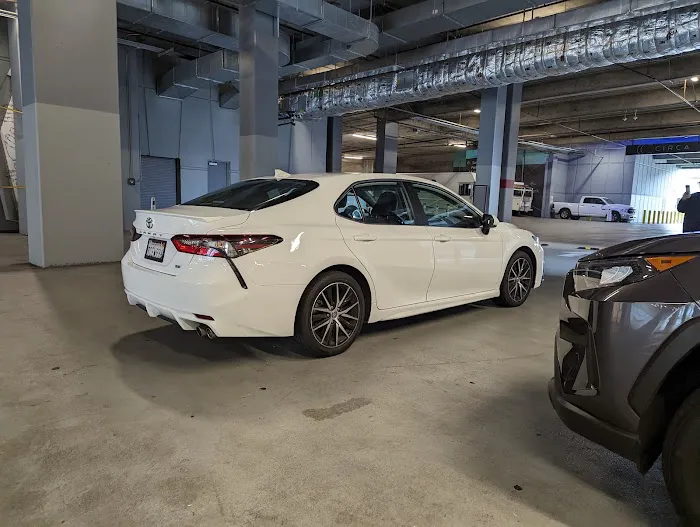 Midway Car Rental Downtown Los Angeles Picture 1