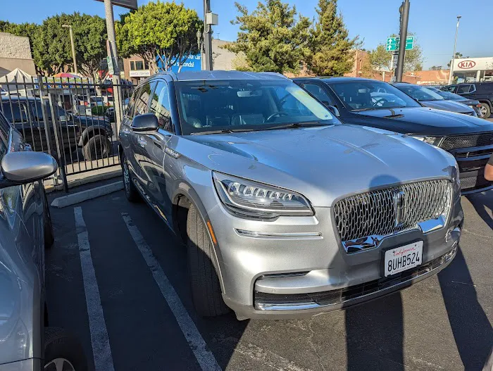 Enterprise Rent-A-Car Picture 4
