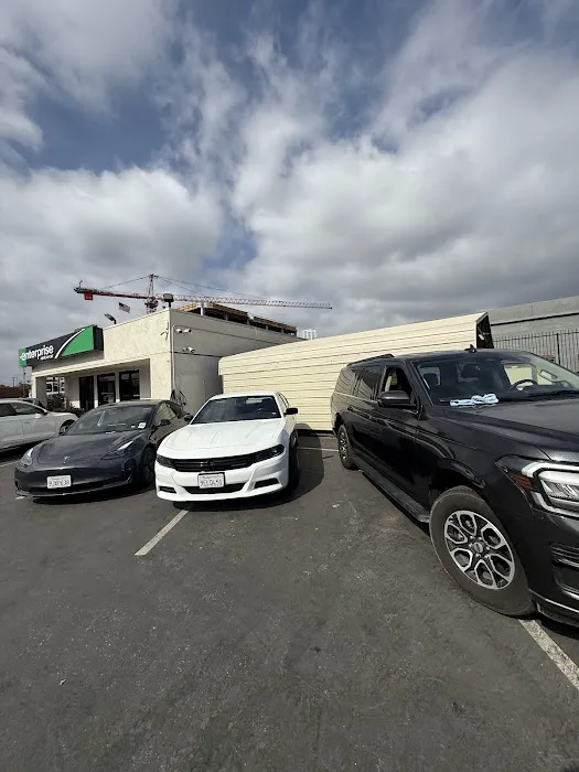 Enterprise Rent-A-Car Picture 3