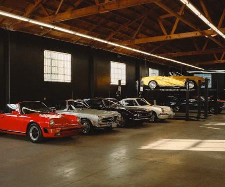 Hollywood Classic Cars