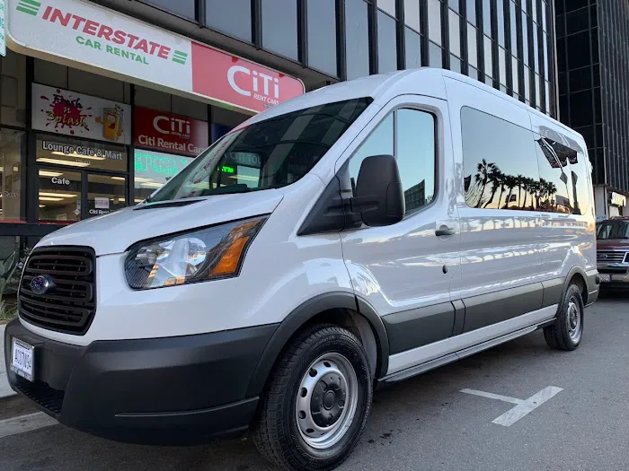 Citi rent car (mid wilshire) / Autobank rent car (Ktown) Picture 2