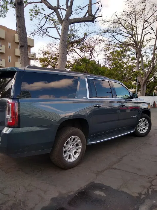 Avis Car Rental Picture 9