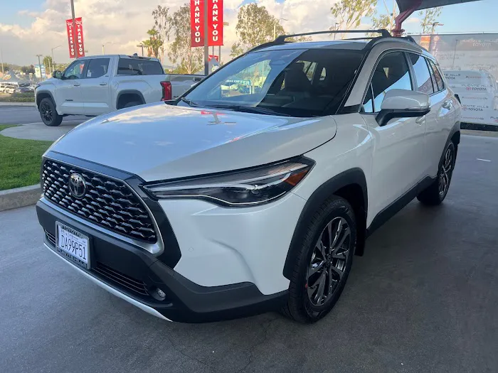 New Ktown Rental Car Picture 1