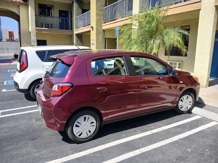 Enterprise Rent-A-Car Picture 5