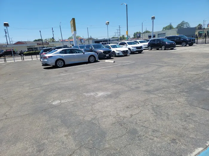Hertz Car Rental - Bell Gardens - Eastern Avenue Picture 1