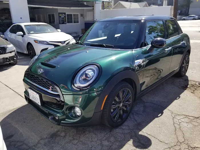 Cacao Rental Car Picture 9
