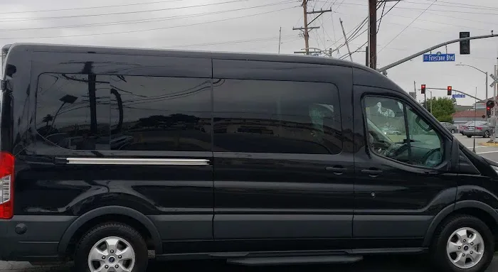 Marathon Car Rental Picture 6