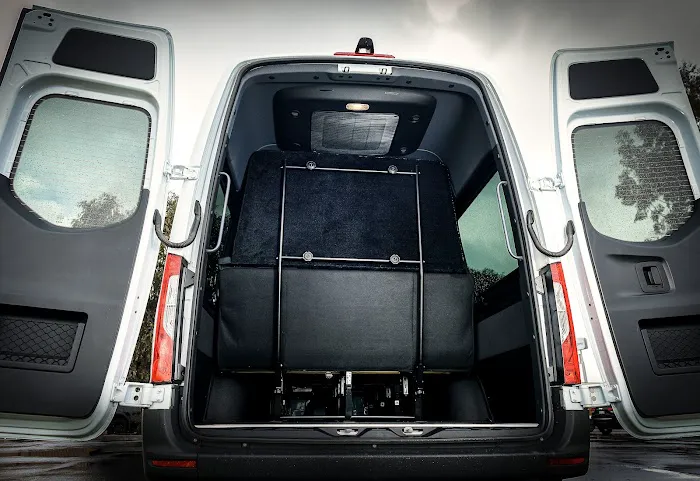 Bandago Van Rental Picture 3